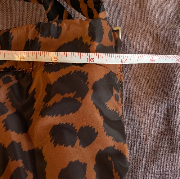 Vince Camuto Harlo Leopard Print Tote Bag/Backpack - Picture 2 of 5